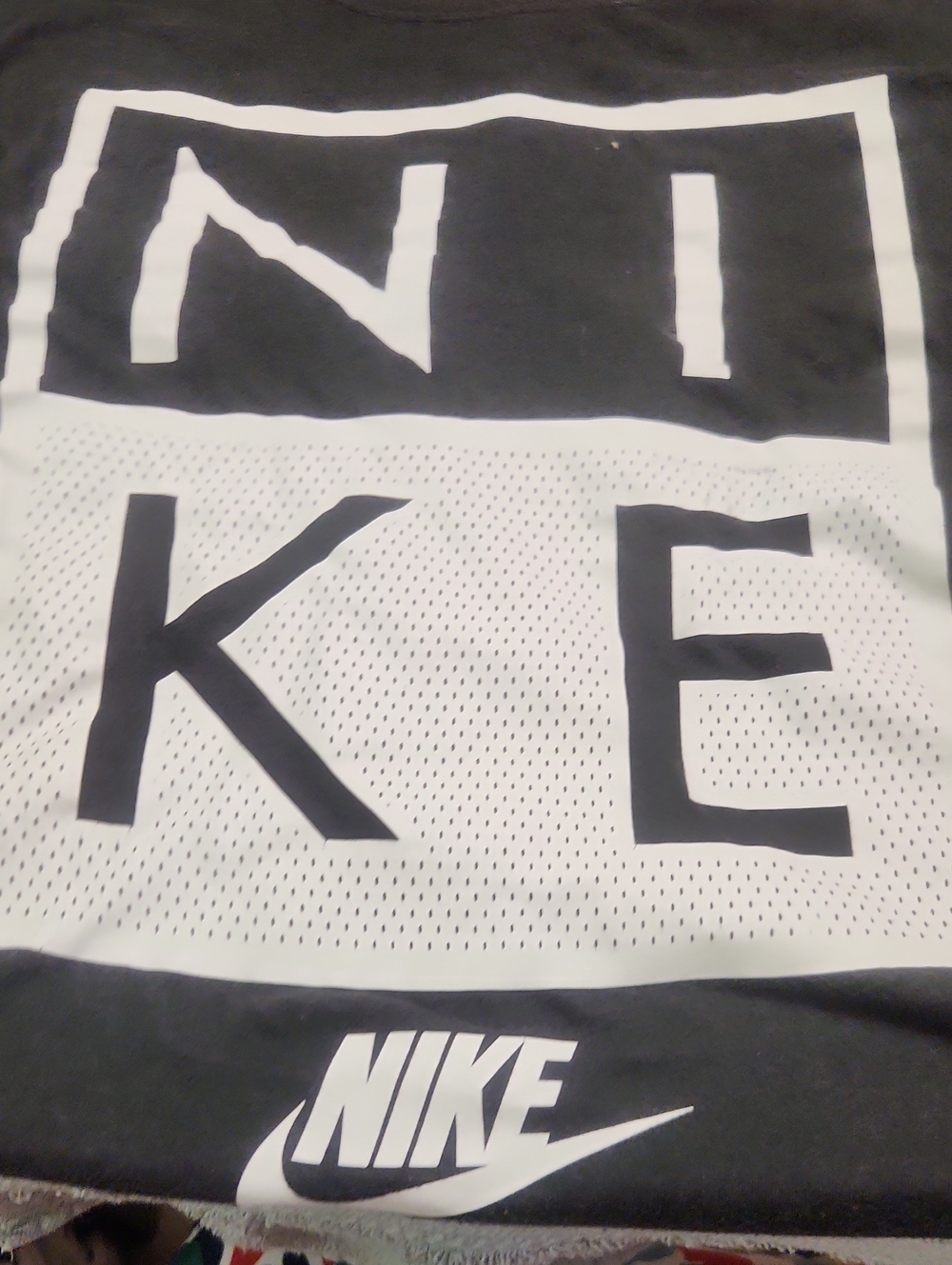 Nike Black and White Graphic Athletic Tee Shirt Sz Xxl.